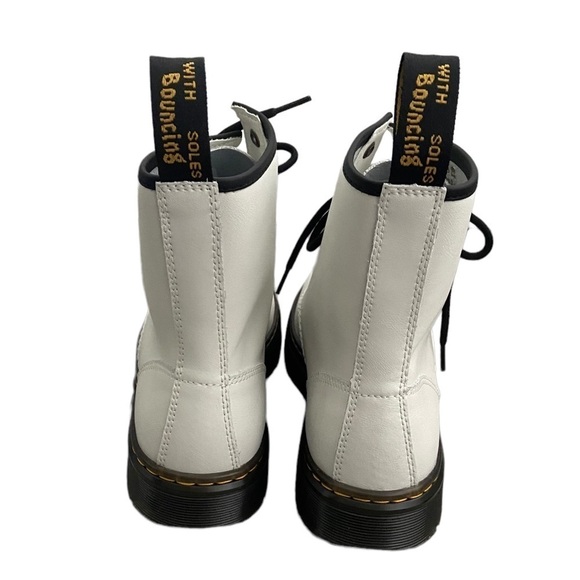 New Dr. Martens Zavala Combat Lace Up Boot White size 10 Platform chunky - Picture 8 of 11